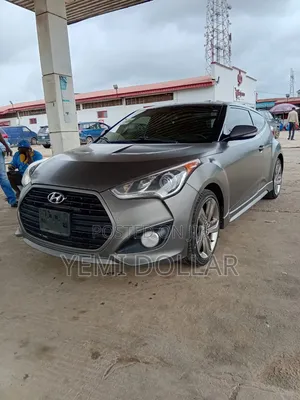 Hyundai Veloster 3dr Hatchback w/Black Interior (1.6L 4cyl 6M) 2014