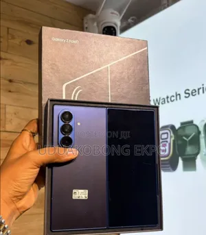 New Samsung Z 16 GB Black