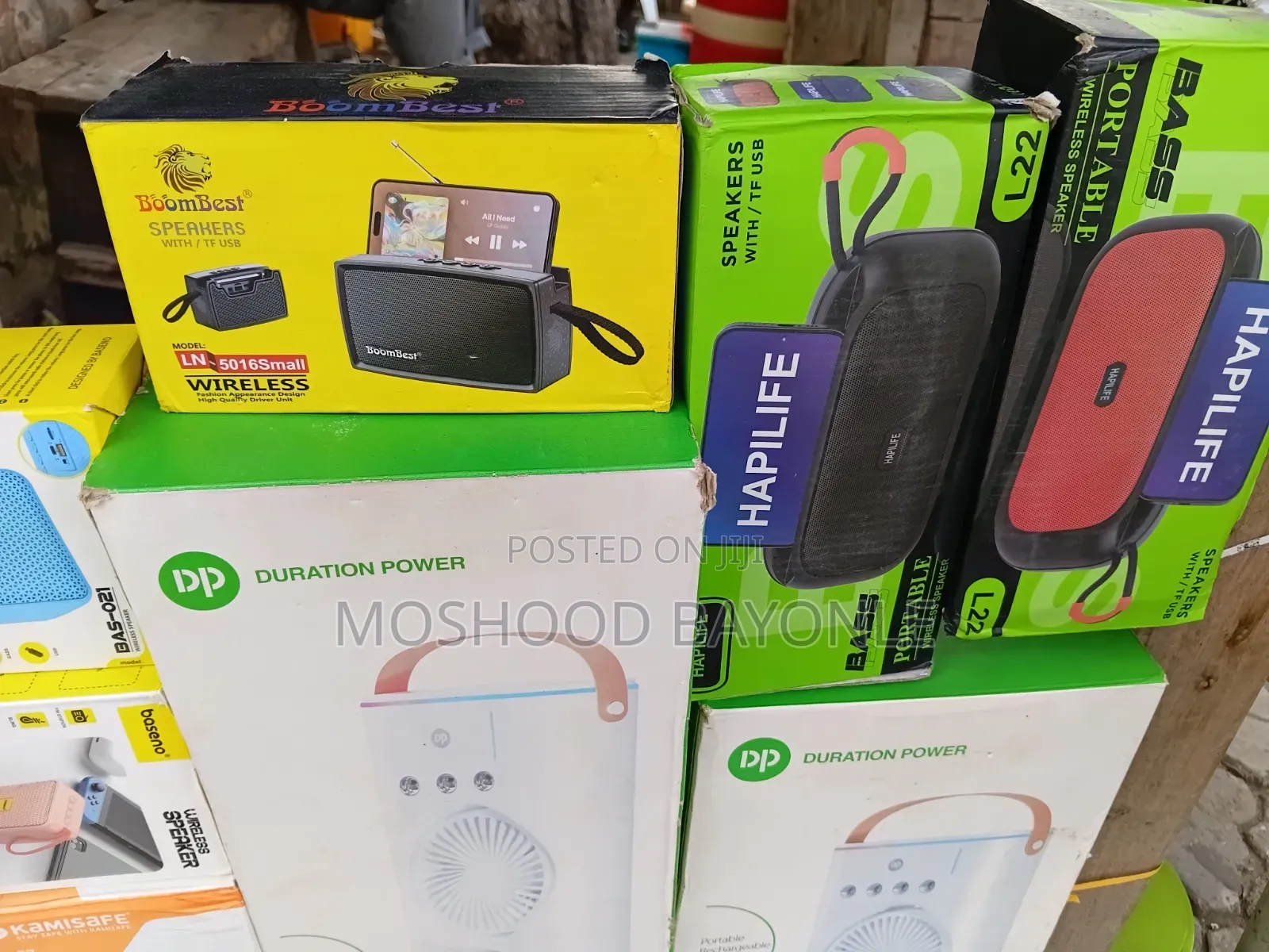 Accessories and Phones, Sreen Protector and Pouch