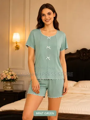 Charm Signature 2-Piece Top Shorts Spandex Nightwear/Loungewear Set