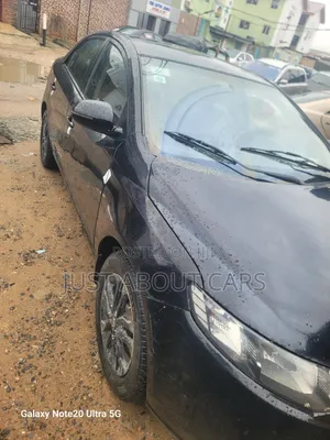 Kia Cerato 2012 Black
