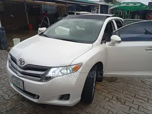 Toyota Venza 2013 White