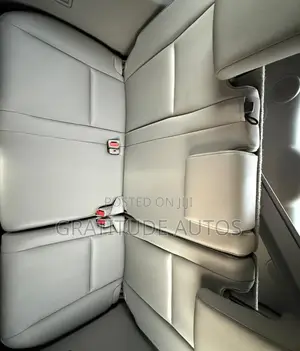 Toyota Highlander Limited 2019 White