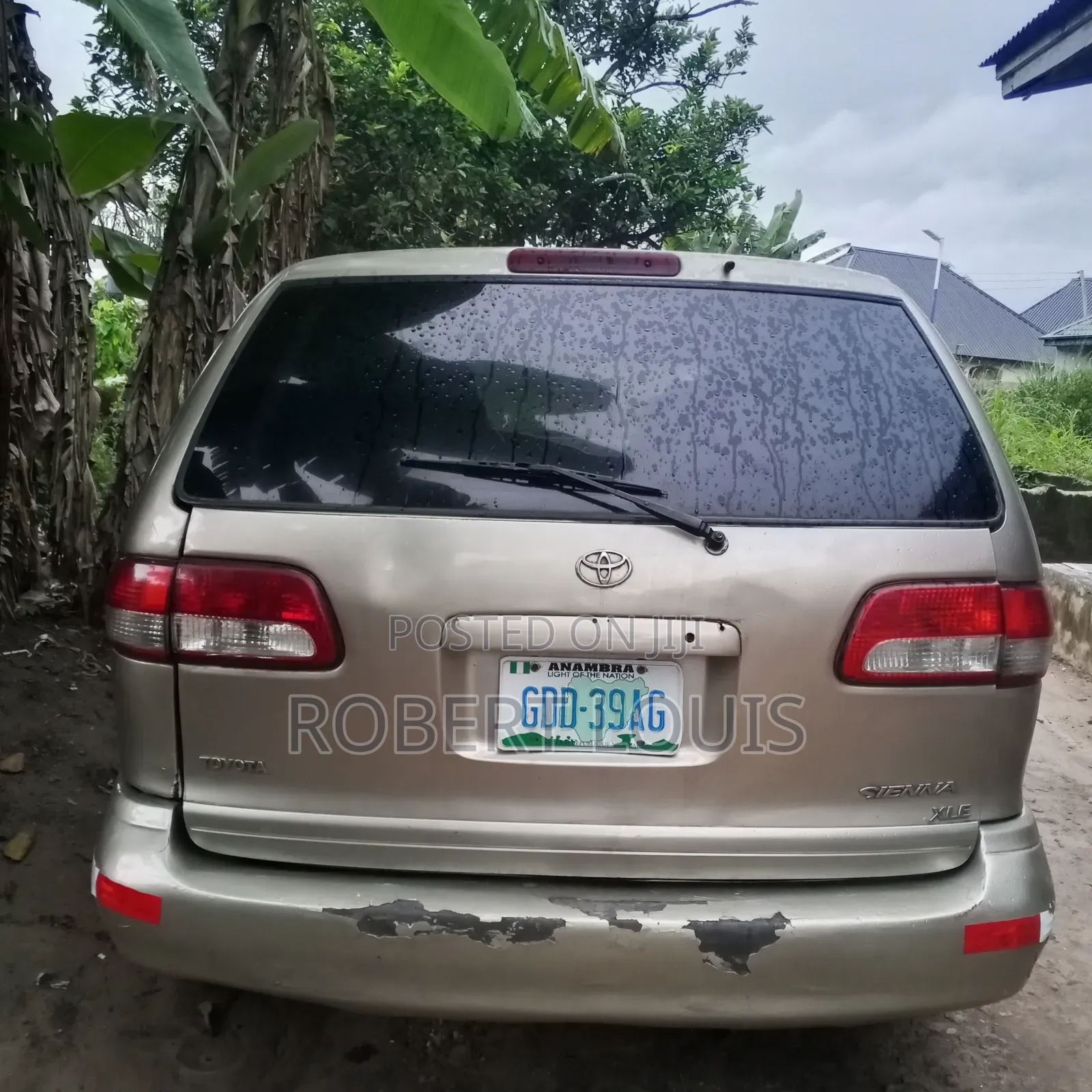 Toyota Sienna 2002 Gray