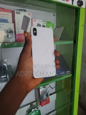 Apple iPhone X 64 GB White