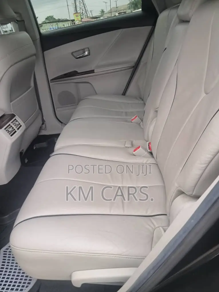 Toyota Venza AWD 2012 Black