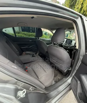Nissan Altima 2019 Gray