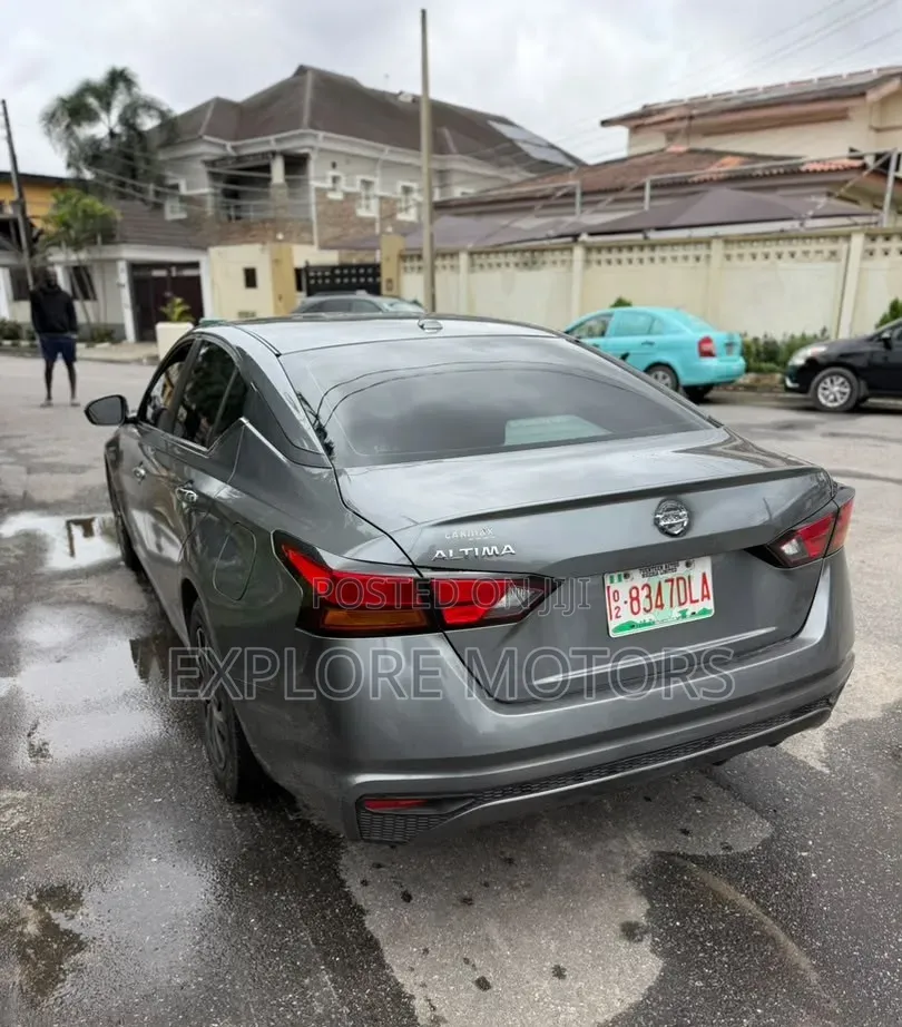 Nissan Altima 2019 Gray
