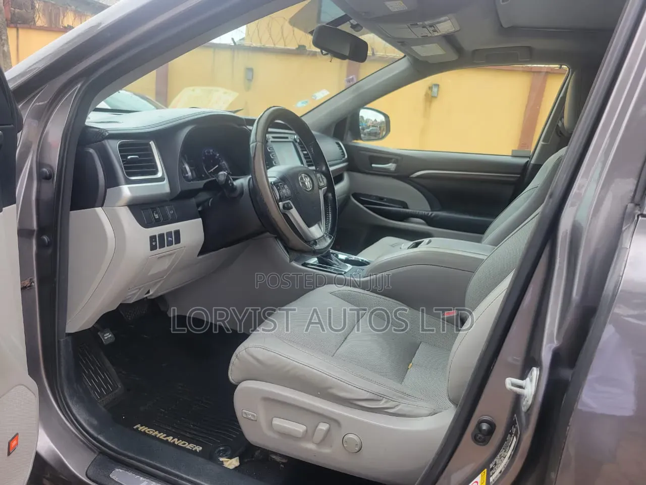 Toyota Highlander 2016 Gray