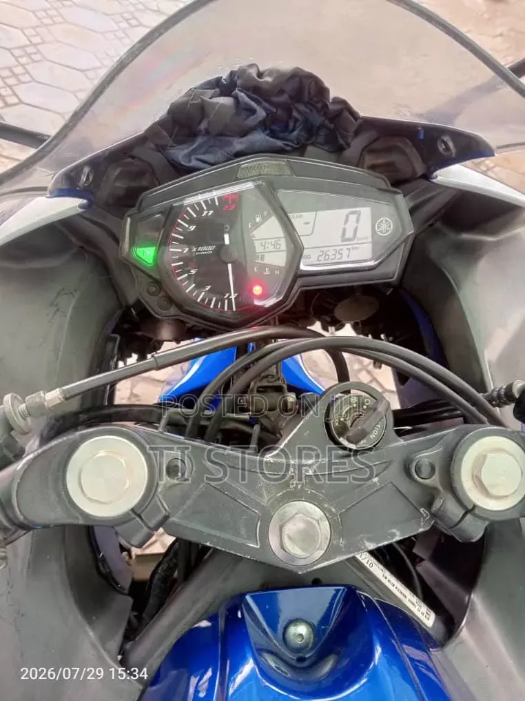 Yamaha R3 2018 Blue