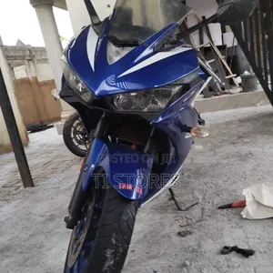 Yamaha R3 2018 Blue