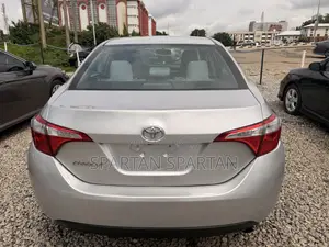 Toyota Corolla 2016 Silver