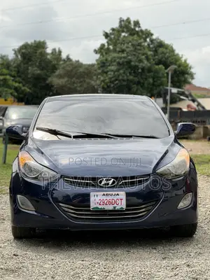 Hyundai Elantra GLS 2012 Blue
