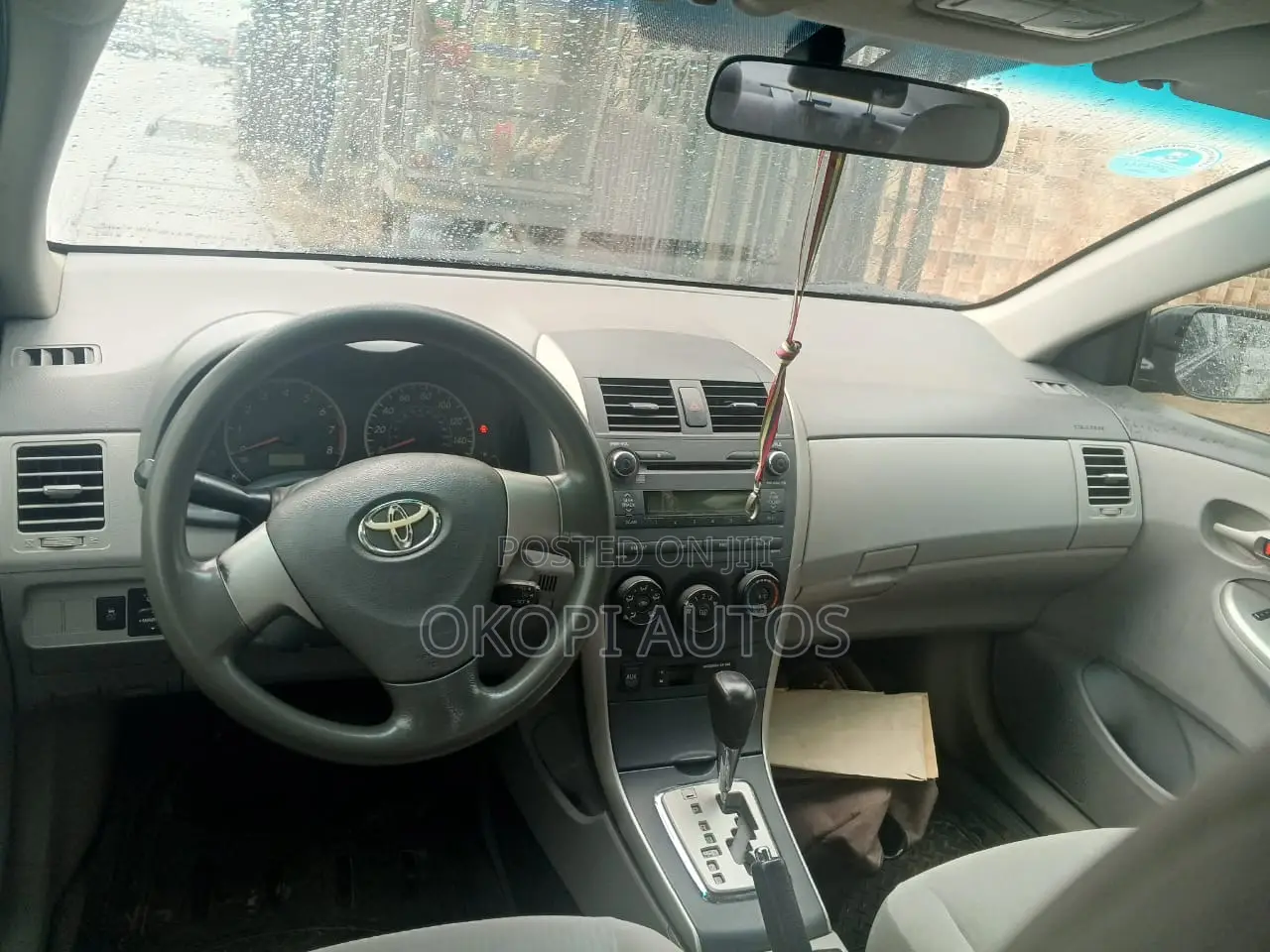 Toyota Corolla 2010 Gray