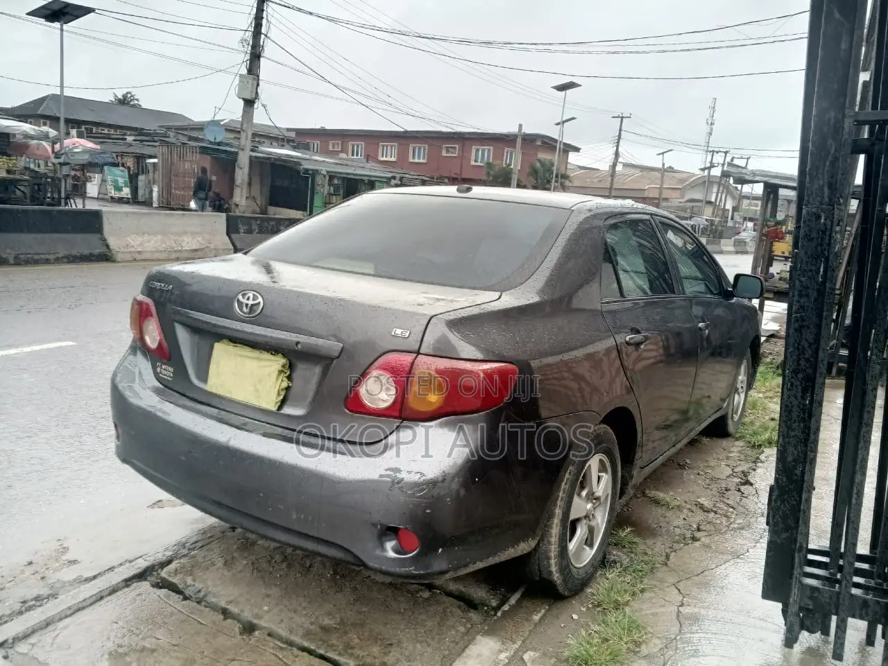 Toyota Corolla 2010 Gray