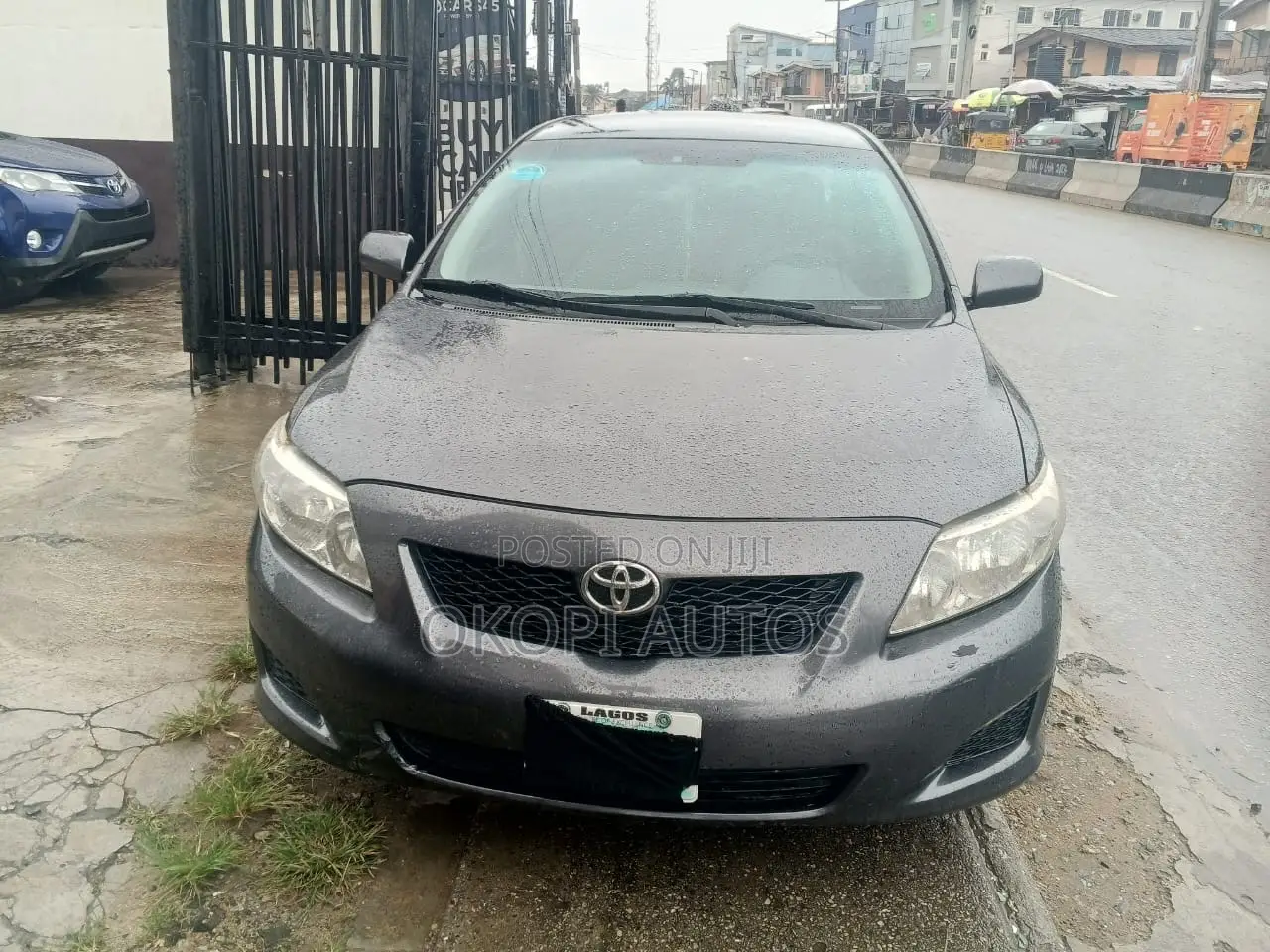Toyota Corolla 2010 Gray