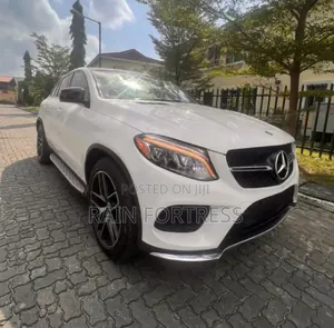 Mercedes-Benz GLE-Class 2016 White