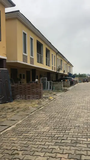 4bdrm Duplex in Suncity Estate, Port-Harcourt for rent