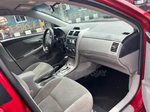 Toyota Corolla LE 4dr Sedan (1.8L 4cyl 4A) 2012 Red