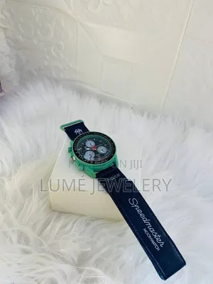 Strap Wristwatch
