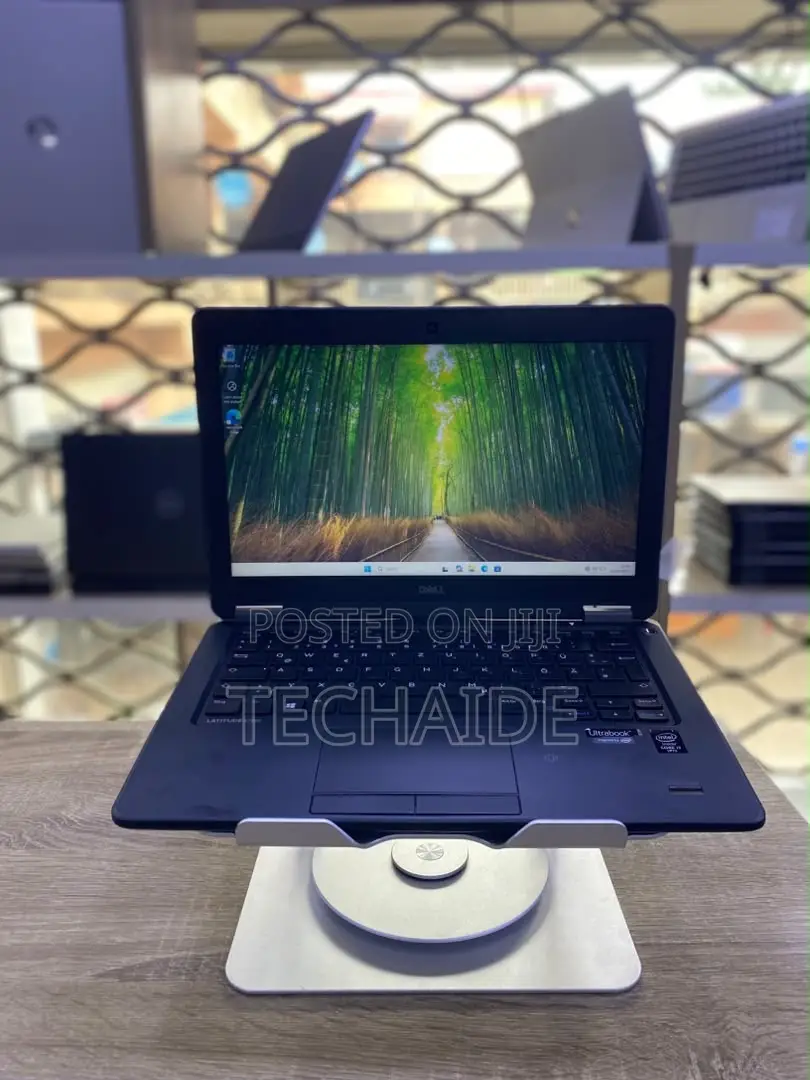 Laptop Dell Latitude 12 7250 8GB Intel Core i7 SSD 256GB