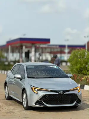 Toyota Corolla Hatchback SE 2023 Silver