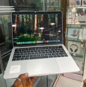 Laptop Apple MacBook Pro 2019 16GB Intel Core i7 SSD 1T