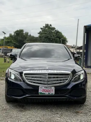 Mercedes-Benz C300 Luxury 4dr AWD 4Matic Sedan (2.0L 4cyl 7A) 2015 Blue