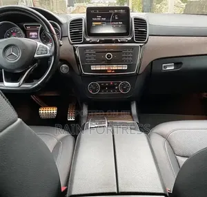 Mercedes-Benz GLE-Class 2017 Black