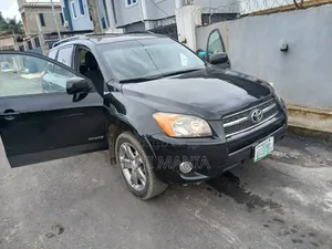 Toyota RAV4 2010 Black
