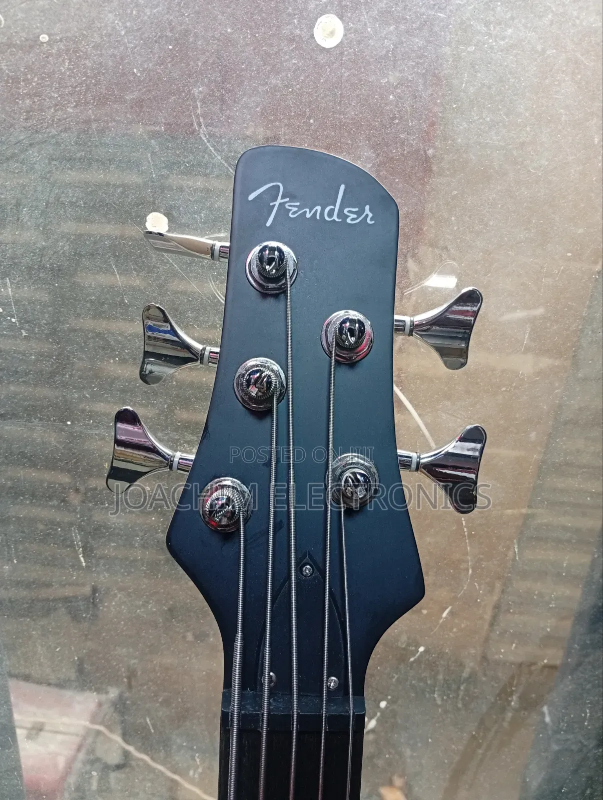 FENDER Professional 5 Strings Bass Guitar