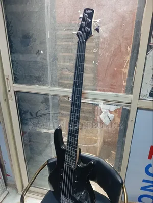 IBANEZ Professional 5 Strings Bass Guitar
