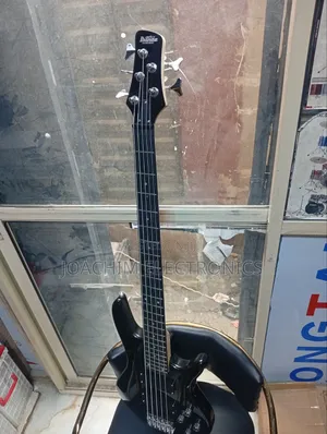 IBANEZ Professional 5 Strings Bass Guitar