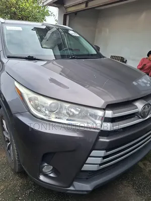 Toyota Highlander 2018 Gray