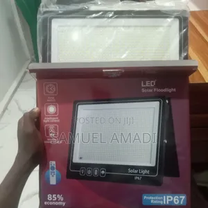 LED Solar Floodlight IP67 Security Lamp With Remote