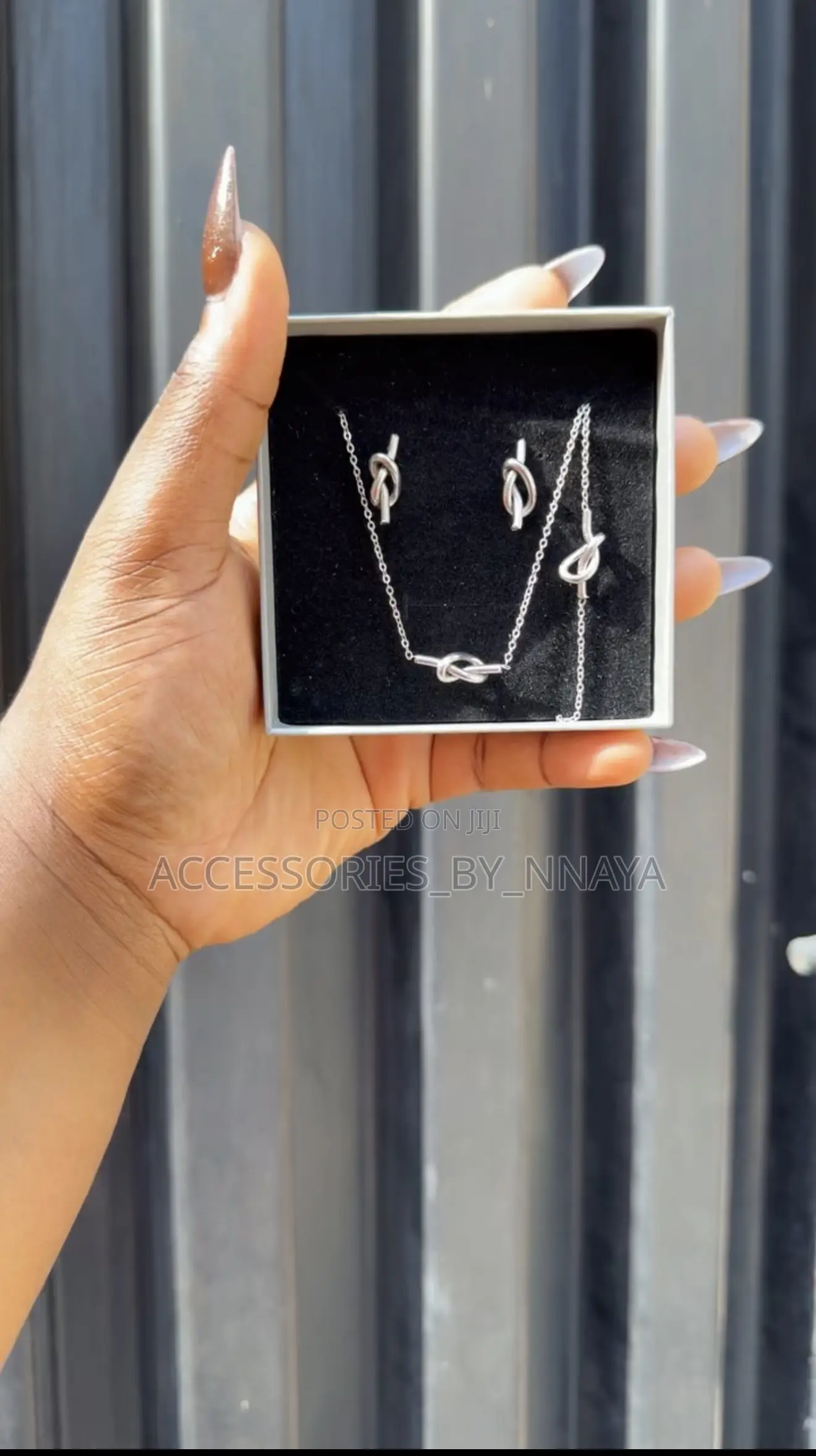 Silver Knot Set