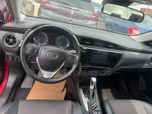 Toyota Corolla 2018 Red