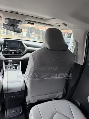 Toyota Highlander XLE 2022 Black