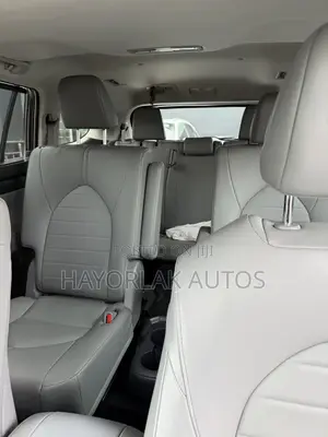 Toyota Highlander XLE 2022 Black