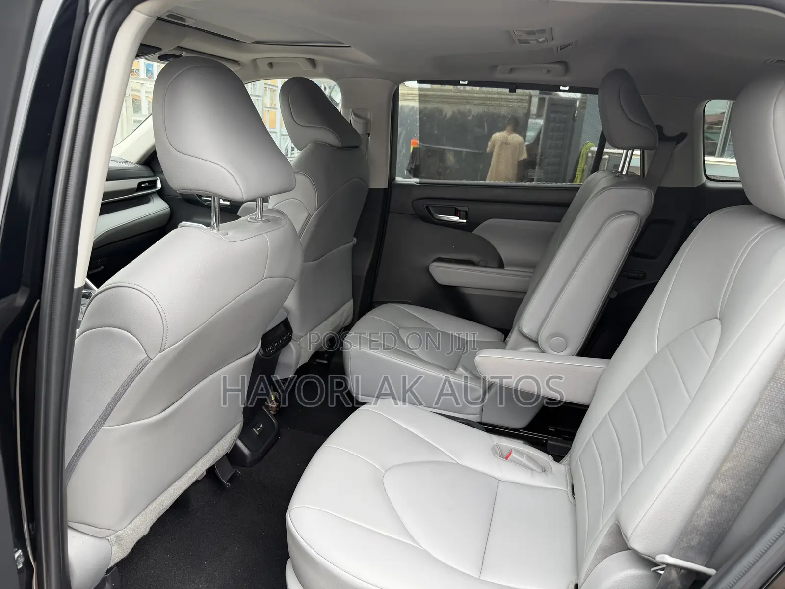 Toyota Highlander XLE 2022 Black