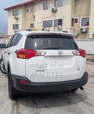 Toyota RAV4 2014 White