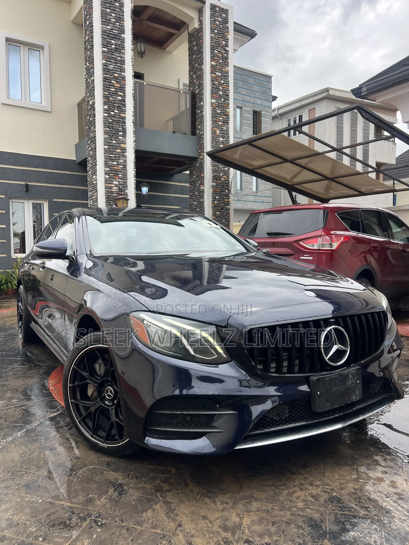 Mercedes-Benz E300 2018 Blue