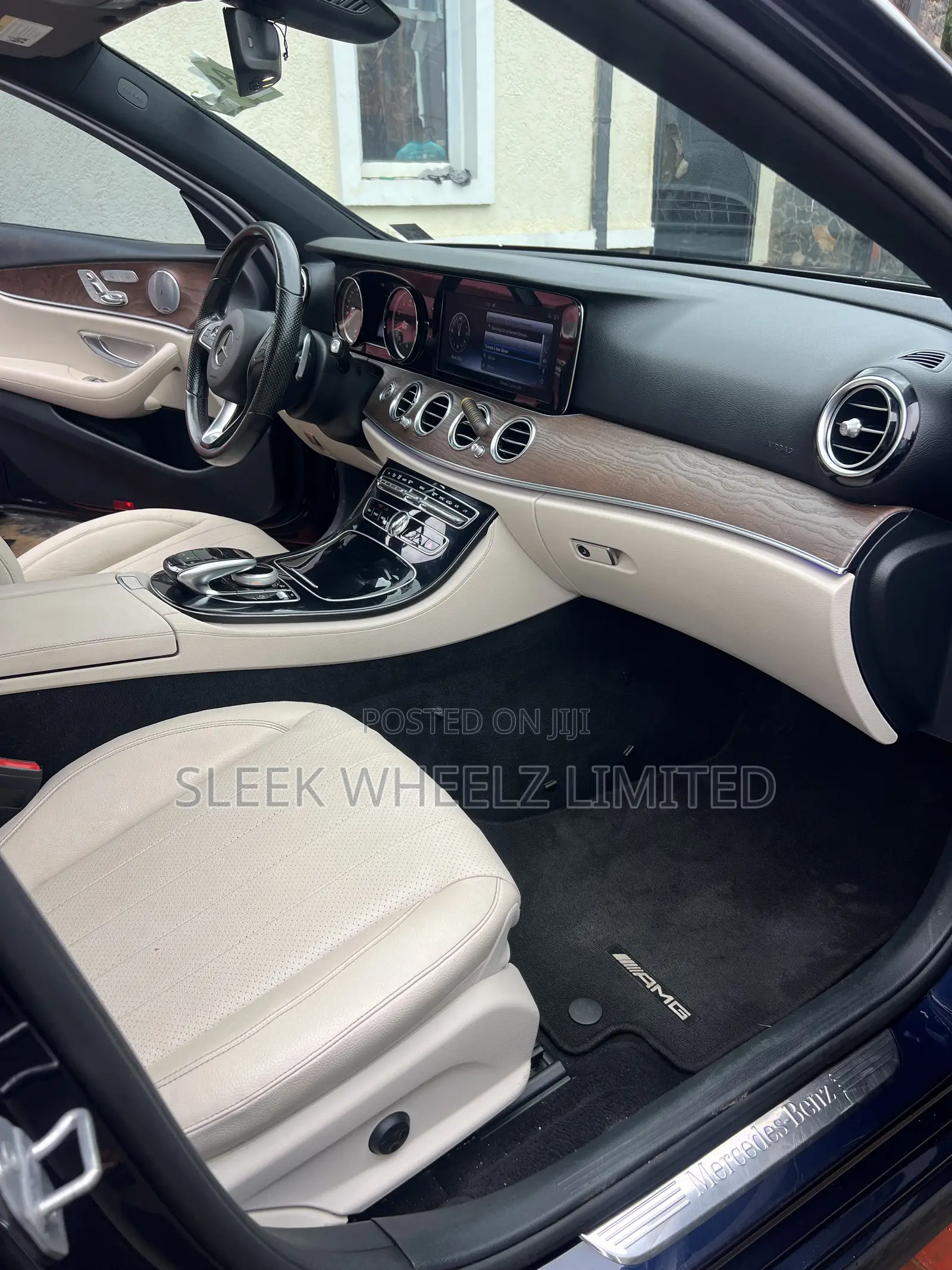 Mercedes-Benz E300 2018 Blue