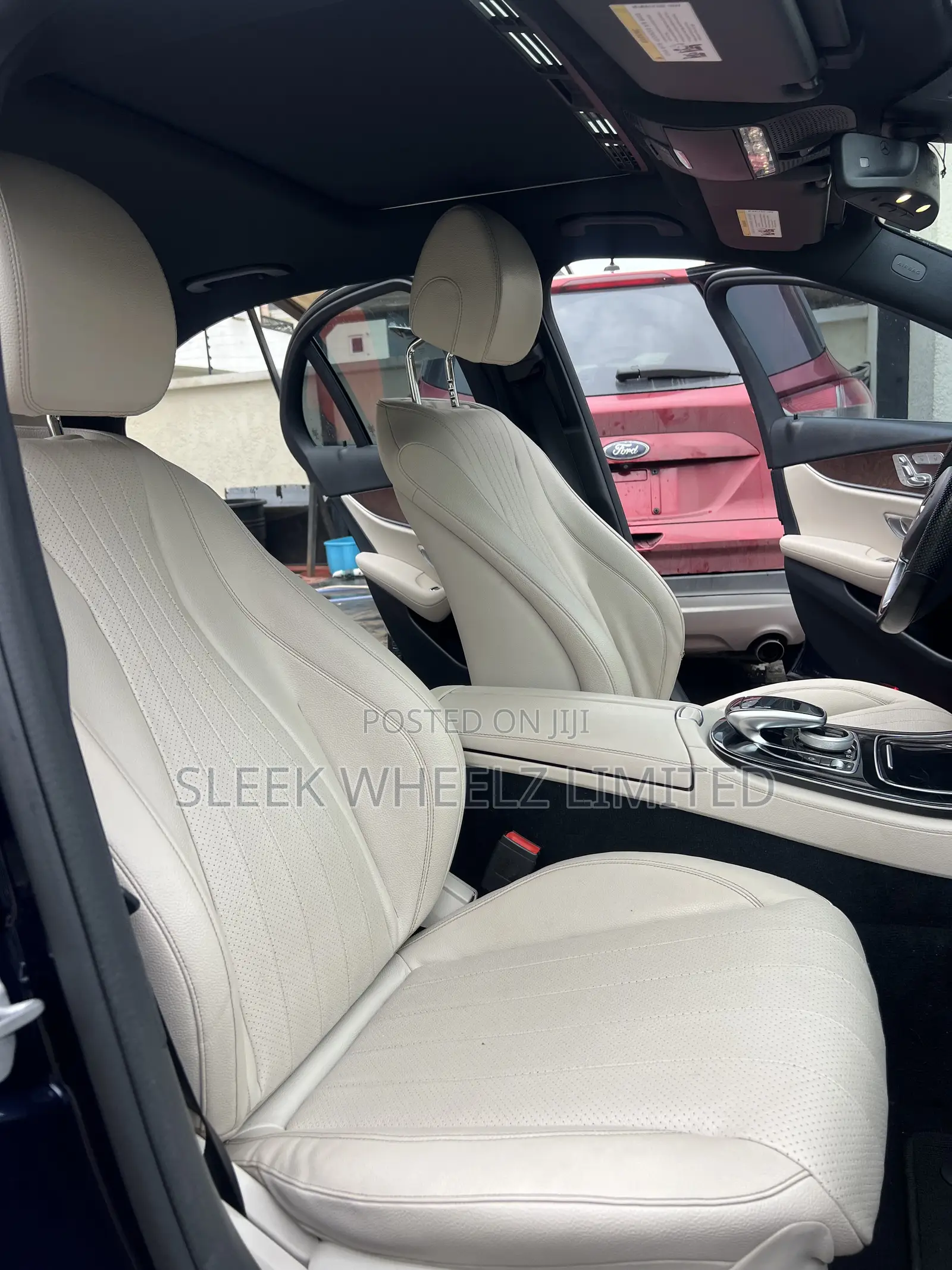 Mercedes-Benz E300 2018 Blue