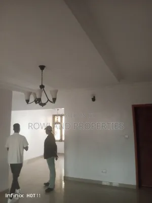 3bdrm Block of Flats in Western Estate, Ikota for rent