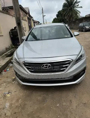 Hyundai Sonata Sport 4dr Sedan (2.4L 4cyl 6A) 2015