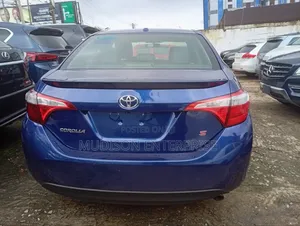 Toyota Corolla 2016 Blue