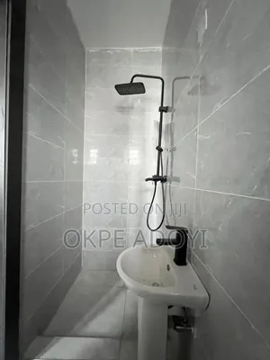 2bdrm Block of Flats in Civic Residence, Abraham Adesanya for rent