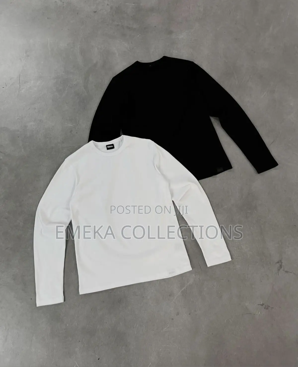 Plain Black and White Longsleeve