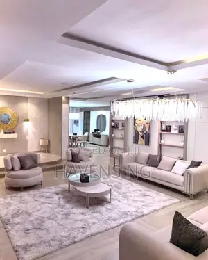 Luxury 4-Bedroom Apartment for Short Let